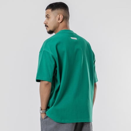 COLLEGE T-shirt