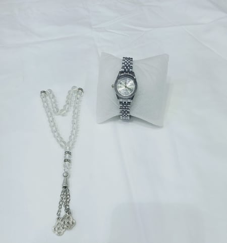 ساعات اطفال مع المسبحه ٣ الوان