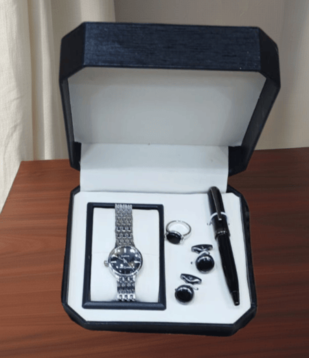 طقم ساعه اطفال بدون نضاره