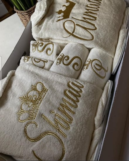 طقم ارواب مناشف العرسان