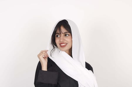 طرحه قماش كوري بيضاء