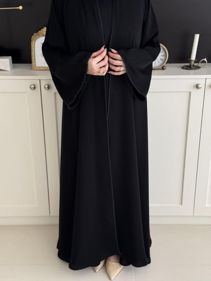 دلال