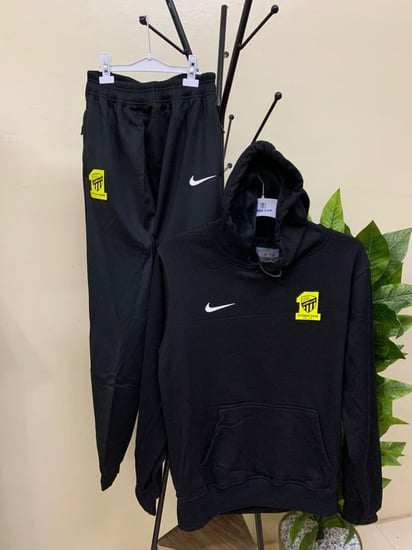 طقم الاتحاد الشتوي