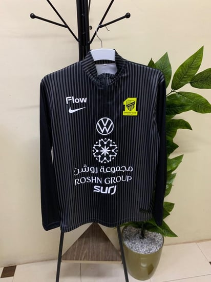 تيشيرت الاتحاد الاسود