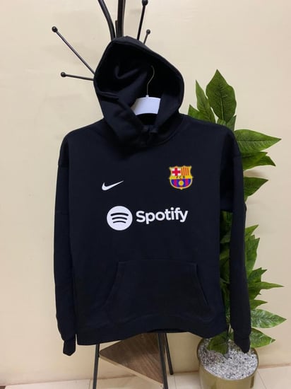 بلوفر برشلونه الاسود