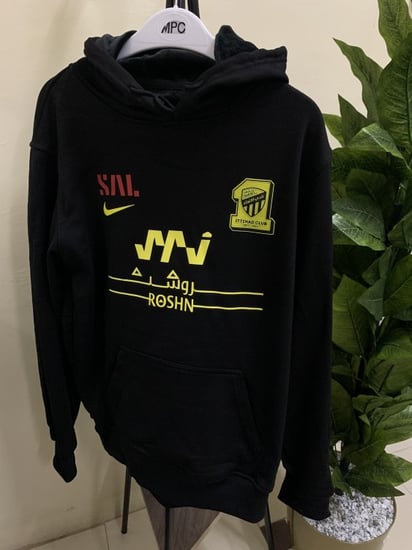 بلوفر الاتحاد الاسود