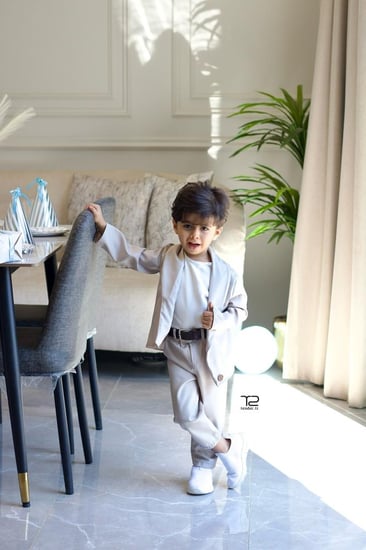 طقم بدلة 4 قطع