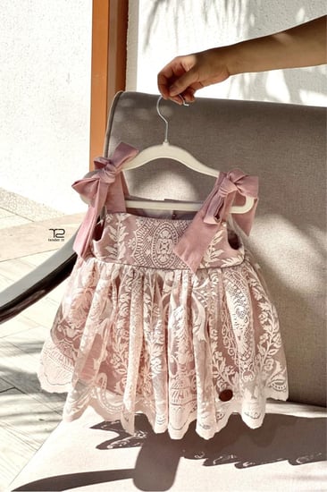 أروقة القصر / عمر الأشهر