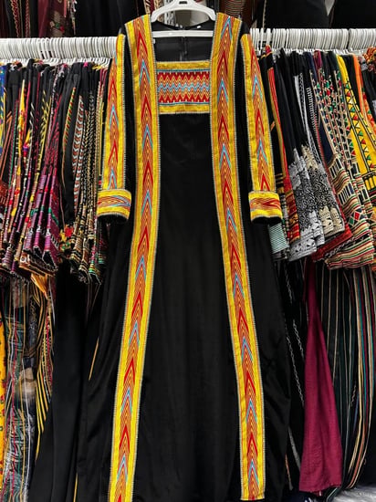 فستان حنان مخمل