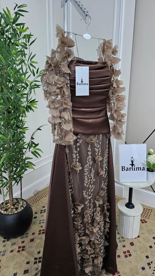 فستان سهره موكا موس مطرز ورد ليزر بارز