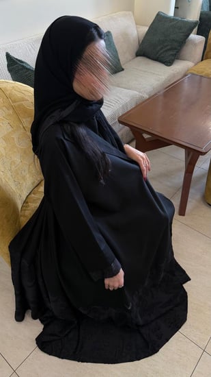 عبايه العنود
