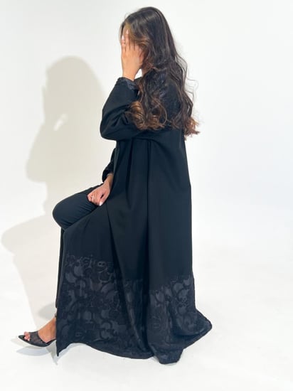 عبايه العنود
