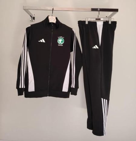 طقم المنتخب السعودي 25/26