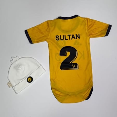 طقم مواليد نادي النصر