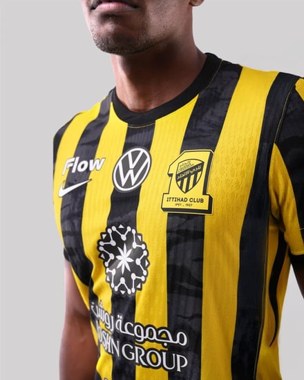 قميص الاتحاد رجالي أساسي 25-26- فئة اللاعبين -روشن روشن منتجات أصلية