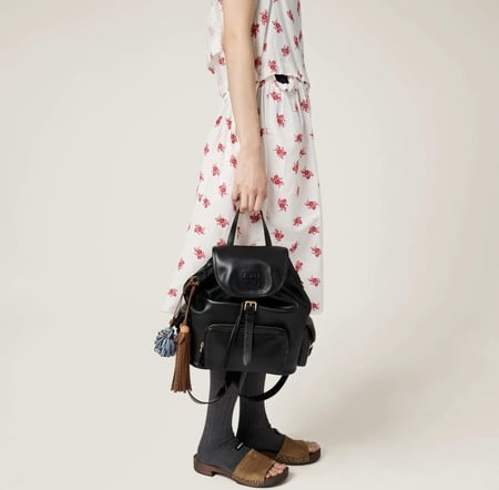 حقيبة ظهر من الجلد - miumiu