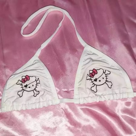 ستيان هيلو كيتي | Hello Kitty