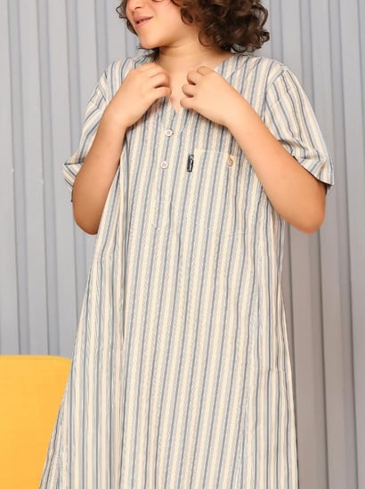 ثوب ولادي قرنفل 20 ( قطن 65% )