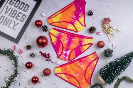 بيكيني tie dye بانتي نسائي من القطن المريح بطريقة التاي داي