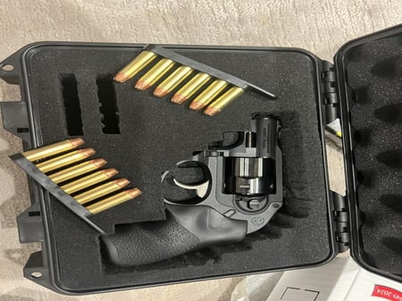 شنطة تيكتكال مناسبة للمسدسات  مضادة للصدمات والهواء والرطوبة تتسع ل مسدس او اثنين شنطة صندوق بوكس