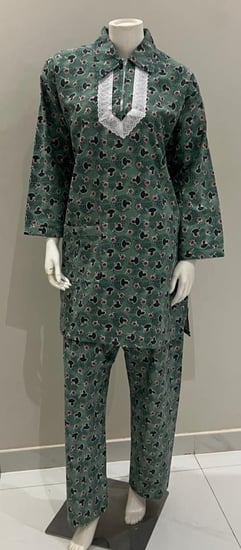 يونيفورم مشجر - مقاسات كبيرة