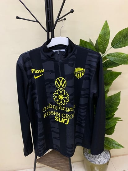 سويتر نادي الاتحاد السعودي الجديد 2026 باللون الأسود