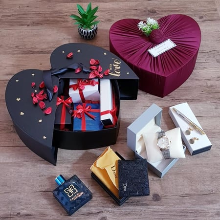 بوكس رجالي ساعات