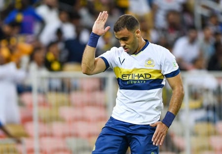 طقم نادي النصر الأساسي للموسم 2019