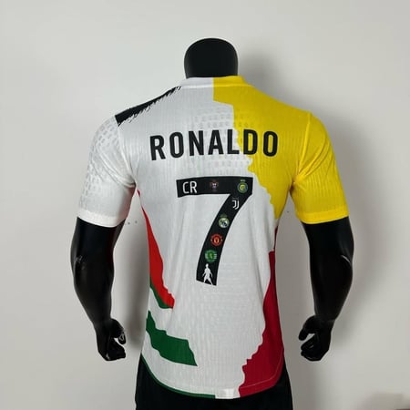 طقم كريستيانو 2026 الفخم لجميع الأندية