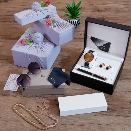 بوكس رجالي ساعات