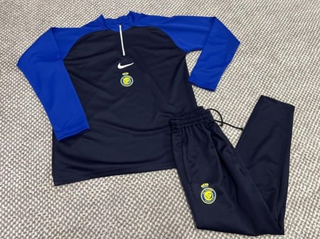 طقم النصر التمرين  اللون الكحلي مع سروال طويل-متجر لحظة تذكار