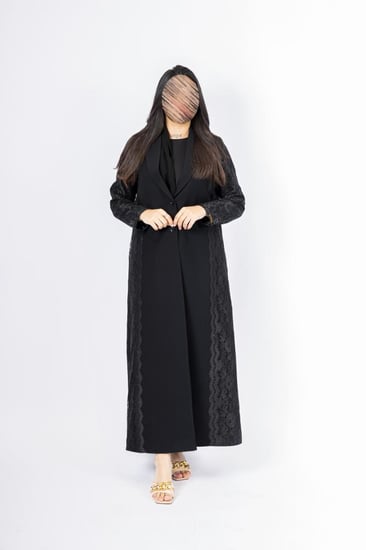 بليزر ايلينا قماش كريب رموش تدخيلات دانتيل اسود