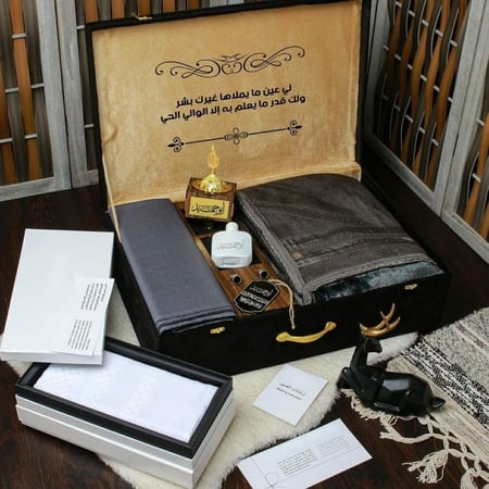 بوكس هدايا رجالي شتوي راقي ومميزة بالإسم وكتابة عبارة حسب الطلب