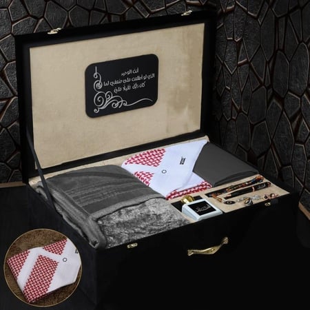 بوكس إهداء شتوي رجالي فاخر بتصميم خاص حسب الطلب