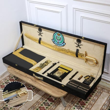 فخامة الاهداء بوكس التكريم الملكي