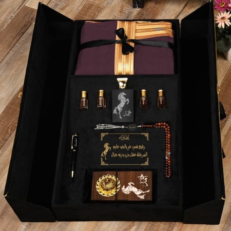 بوكسات هدايا تذكارية فاخرة بتصميم خاص حسب الطلب