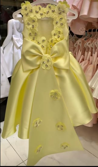 فستان الورد المزين بكرستال مع فينكه خارجيه