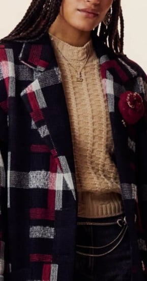 2024 قلادة شانيل سلسال ذهبي بدلاية يتوسطها حقيبة شانيل مطعمة بكرستال