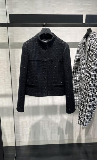 CHANEL BLACK TWEED JACKET 2025 سترة شانيل جاكيت تويد براق أسود