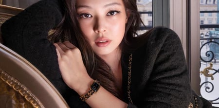 CHANEL BLACK GOLD CARDIGAN كارديغان شانيل صوف كشمير 2024 ذهبي أسود