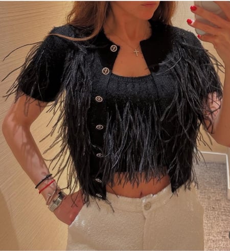 Chanel Feather Black Top 2025 قميص شانيل ريش أسود 2025