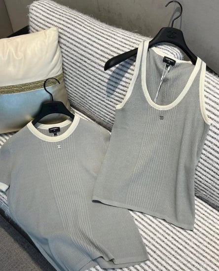 تانك توب شانيل قميص رمادي  2025 CHANEL COCO BEACH GRAY TANK TOP