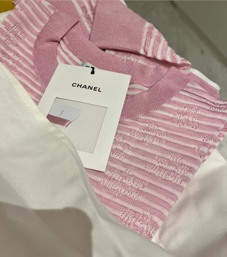 2024 كنزة  شانيل صوفية خفيفة وردية مخرمة