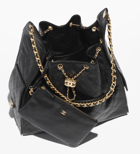 THE CHANEL 25 HANDBAG CHANEL 25 حقيبة يد شانيل شنطة جلد أسود 2025