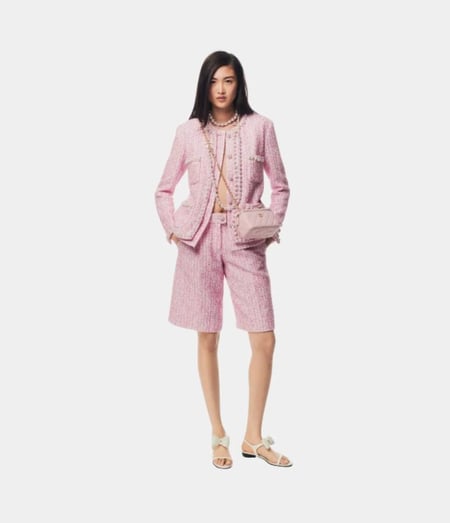 CHANEL PINK TWEED VEST 2025 جيلية وردي تويد بأزرار أمامية