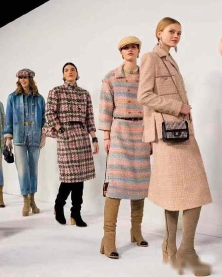 CHANEL PINK TWEED SKIRT 2025  تنورة شانيل تويد صوفي وردي فاتح