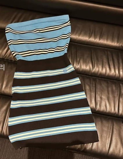 2024 فستان شانيل أزرق قصير صوف قطن