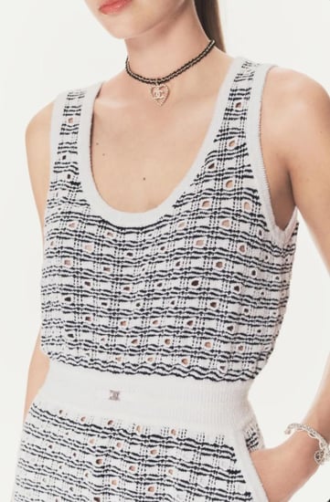 chanel black line dress فستان شانيل أسود مخطط