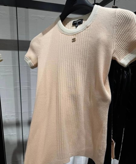 تانك توب شانيل قميص أصفر  2025 CHANEL COCO BEACH YELLOW TANK TOP