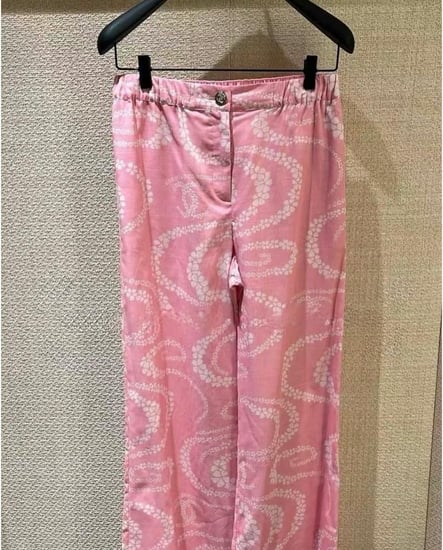 CHANEL COCO BEACH PRINTED PANTS